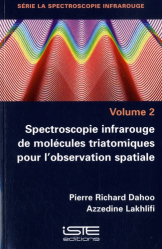 Spectroscopie infrarouge de molécules triatomiques pour l’observation spatiale